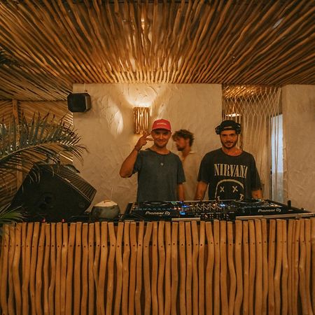 Pnb Beach Resort Canggu Buitenkant foto