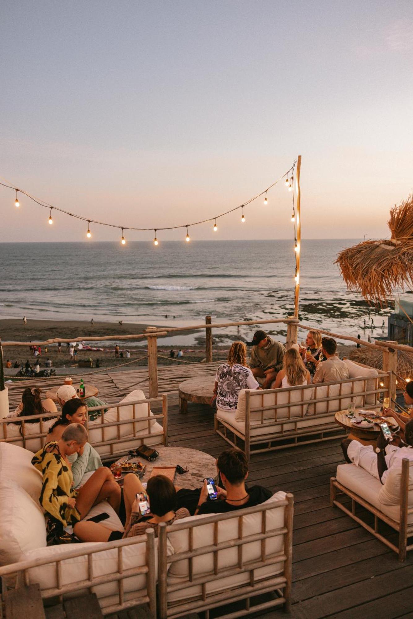 Pnb Beach Resort Canggu Buitenkant foto