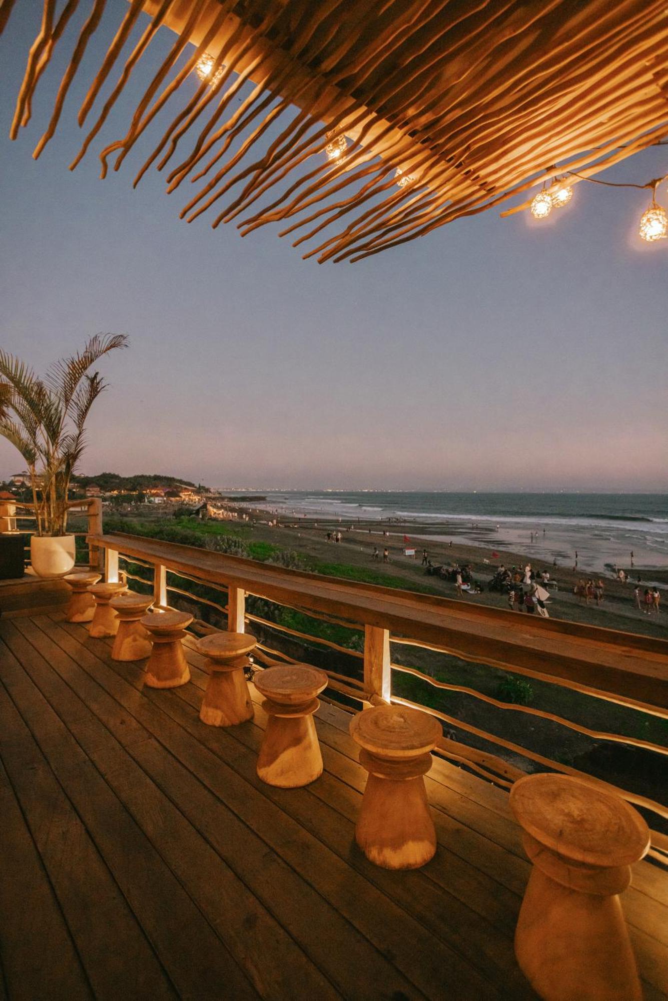 Pnb Beach Resort Canggu Buitenkant foto