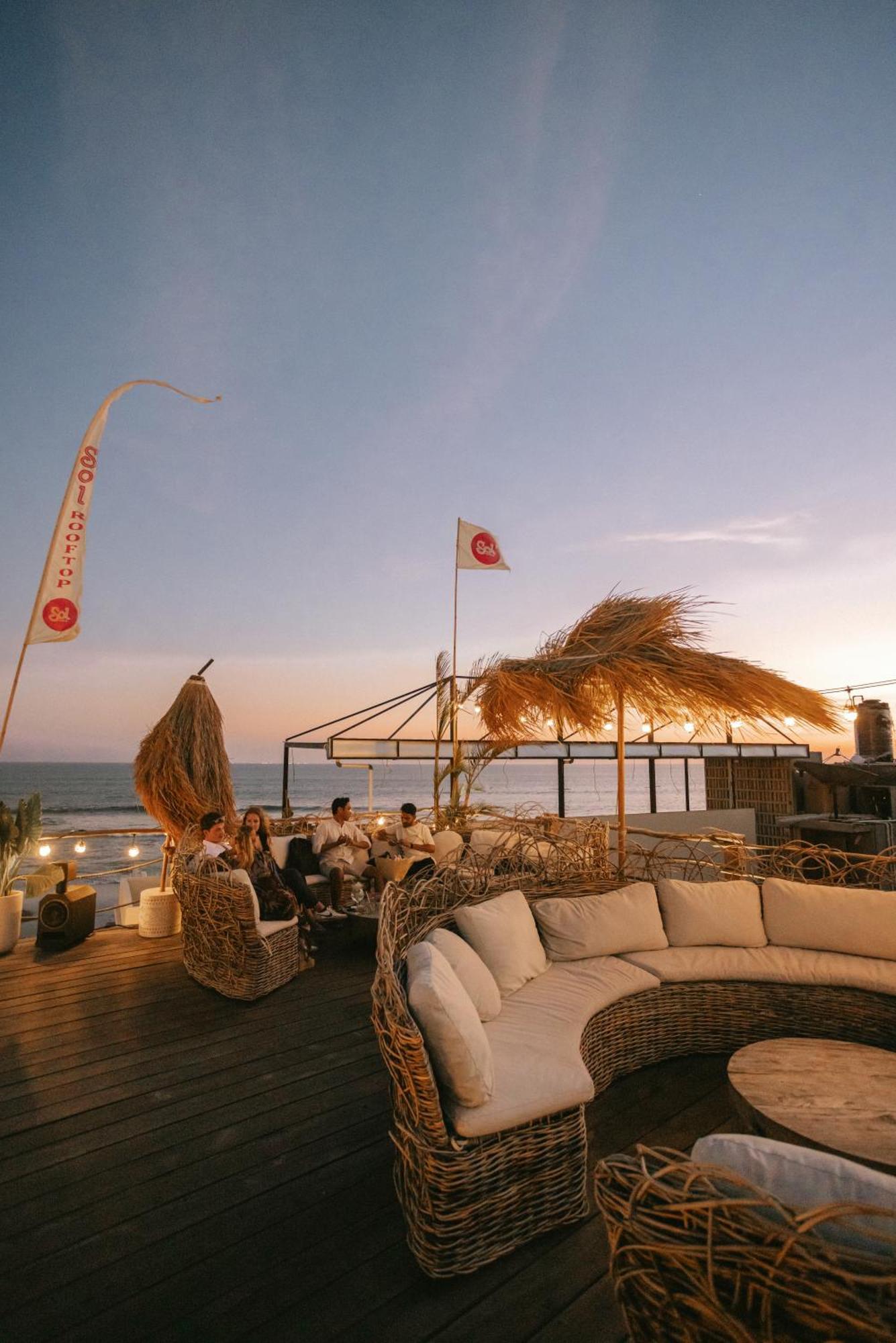 Pnb Beach Resort Canggu Buitenkant foto